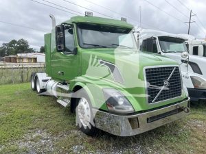 2015 VOLVO VNL64T430 9022007216