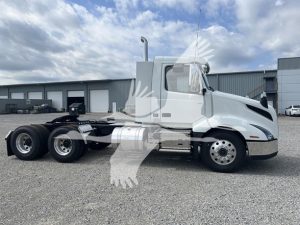 2025 VOLVO VNL64T300 9022607108