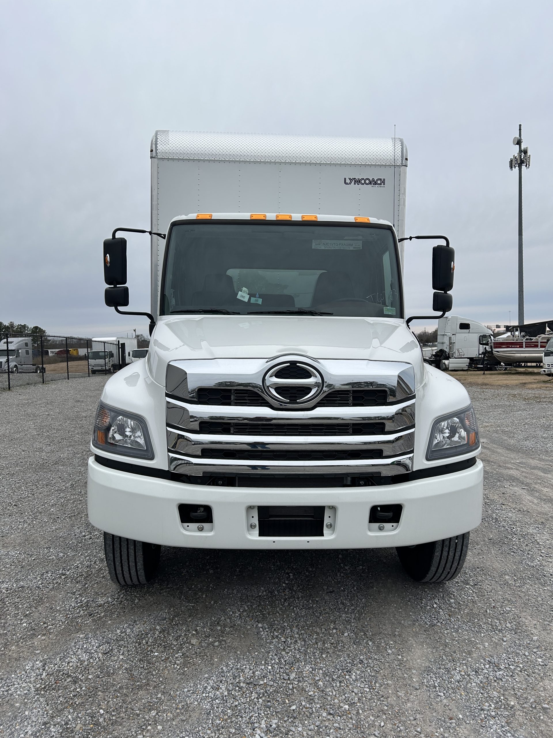 2025 HINO L6 GVWR 25,950 LBS. S5T60373 26'x102