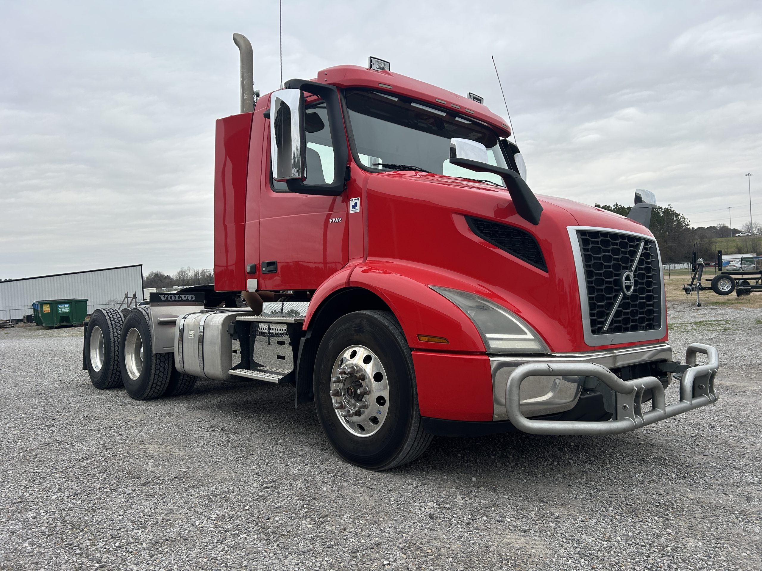 2020 Volvo VNR 300 LN270274 Fuel Hauler spec 400K mi. - image 1 of 6