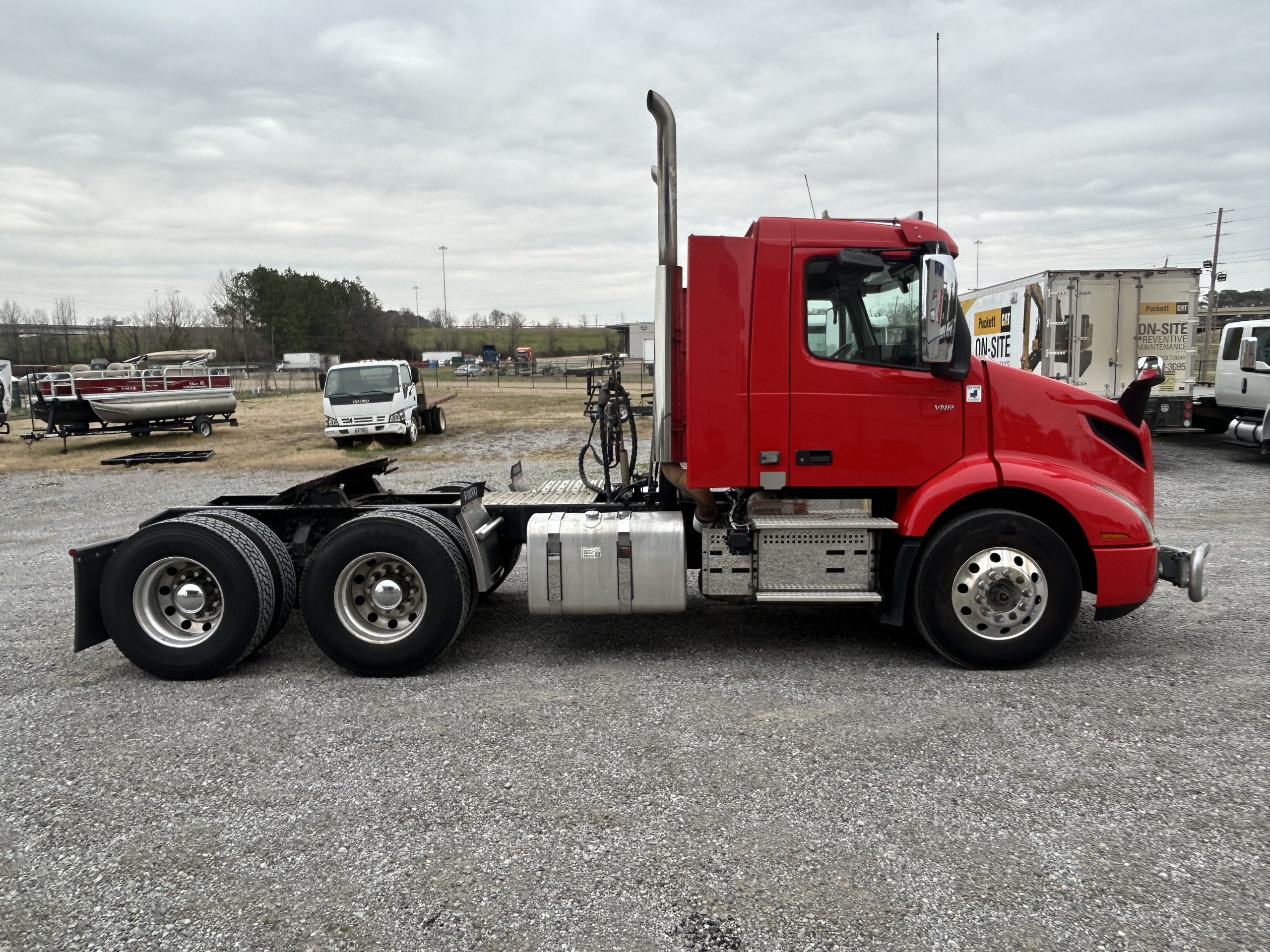 2020 Volvo VNR 300 LN270274 Fuel Hauler spec 400K mi. - image 2 of 6