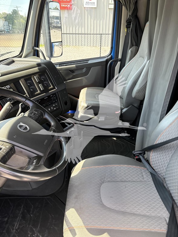 2024 VOLVO VNL64T860 - image 6 of 6