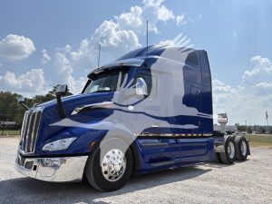 2023 PETERBILT 579 10009860670