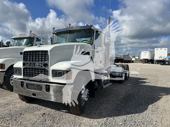 2026 MACK PINNACLE 64T - image 1 of 6