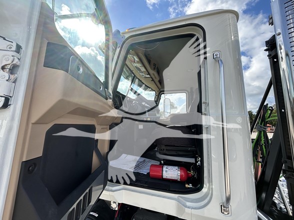2026 MACK PINNACLE 64T - image 5 of 6