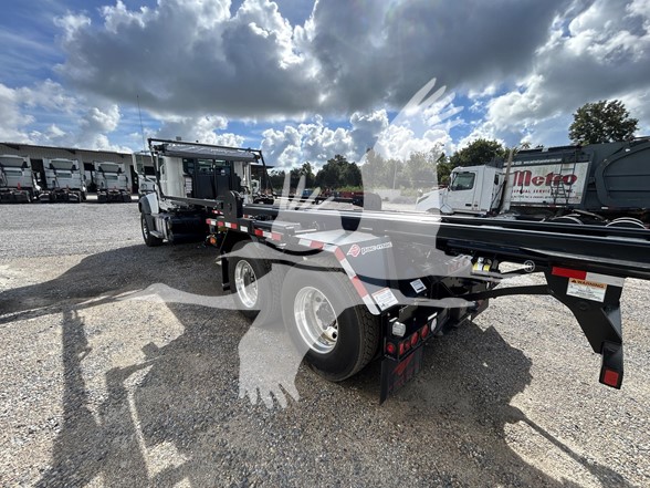 2026 MACK GRANITE 64FR - image 4 of 6