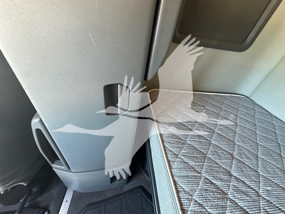 2022 VOLVO VNL64T760 10013580544 2022 VOLVO VNL64T760 10013580544