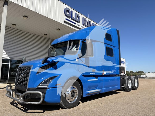 2024 VOLVO VNL64T860 - image 1 of 6