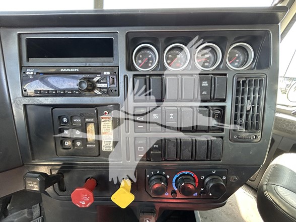 2019 MACK GRANITE 84FR 10015409360 2019 MACK GRANITE 84FR 10015409360