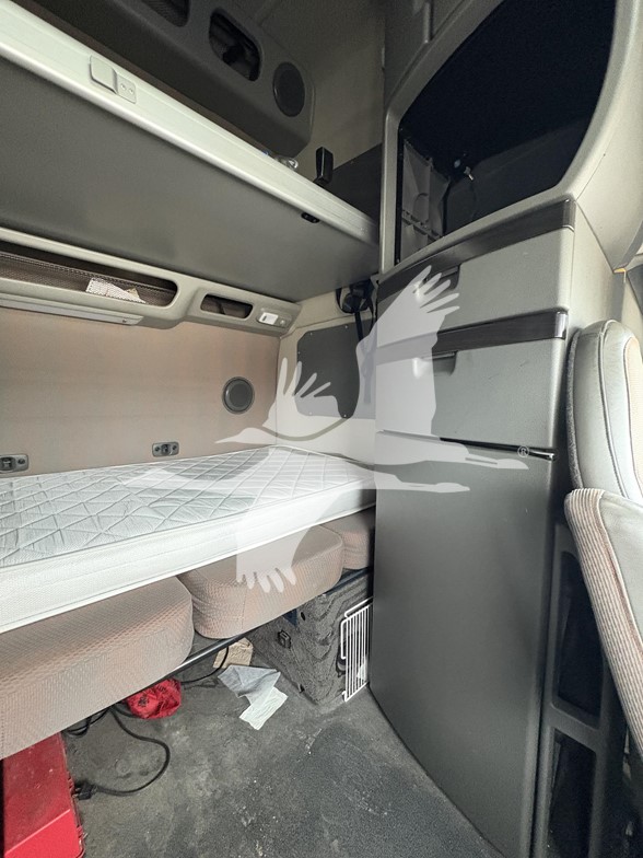 2023 VOLVO VNL64T860 10016770503 2023 VOLVO VNL64T860 10016770503