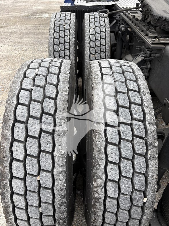 2023 VOLVO VNL64T860 10016771332 2023 VOLVO VNL64T860 10016771332