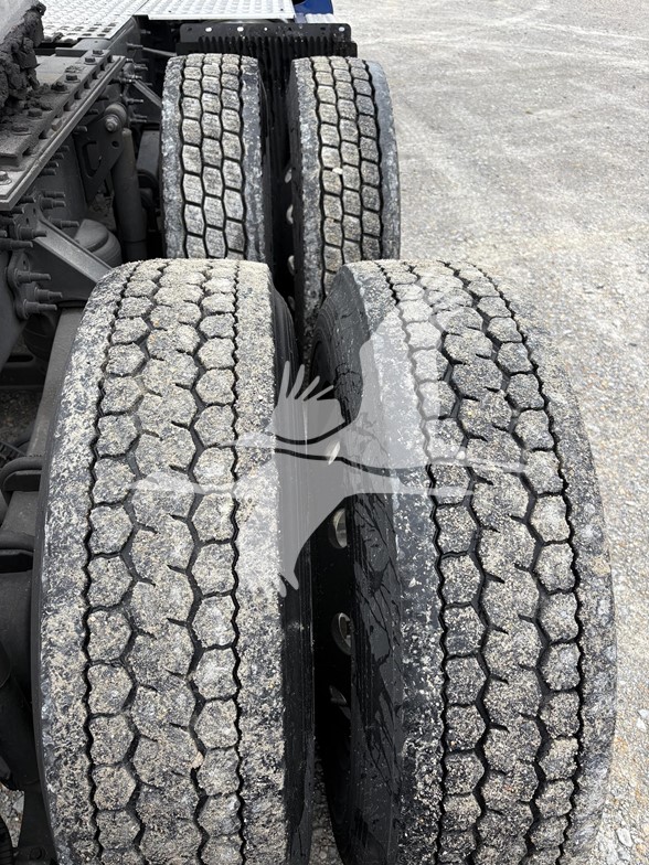 2023 VOLVO VNL64T860 10016771420 2023 VOLVO VNL64T860 10016771420