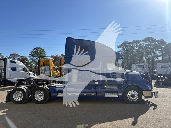 2023 VOLVO VNL64T860 10017782473 2023 VOLVO VNL64T860 10017782473