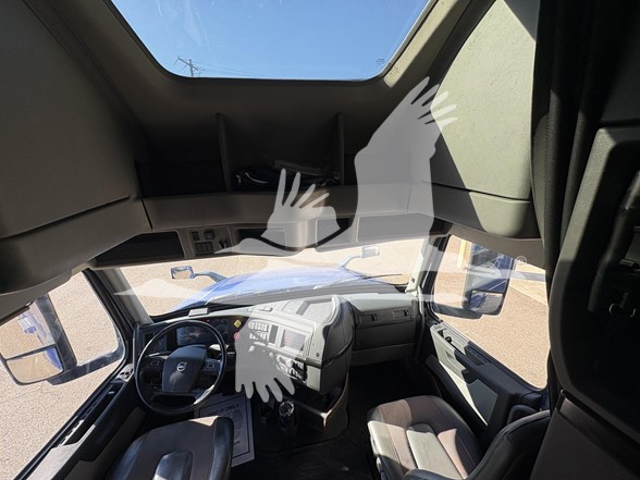 2023 VOLVO VNL64T860 10017782802 2023 VOLVO VNL64T860 10017782802