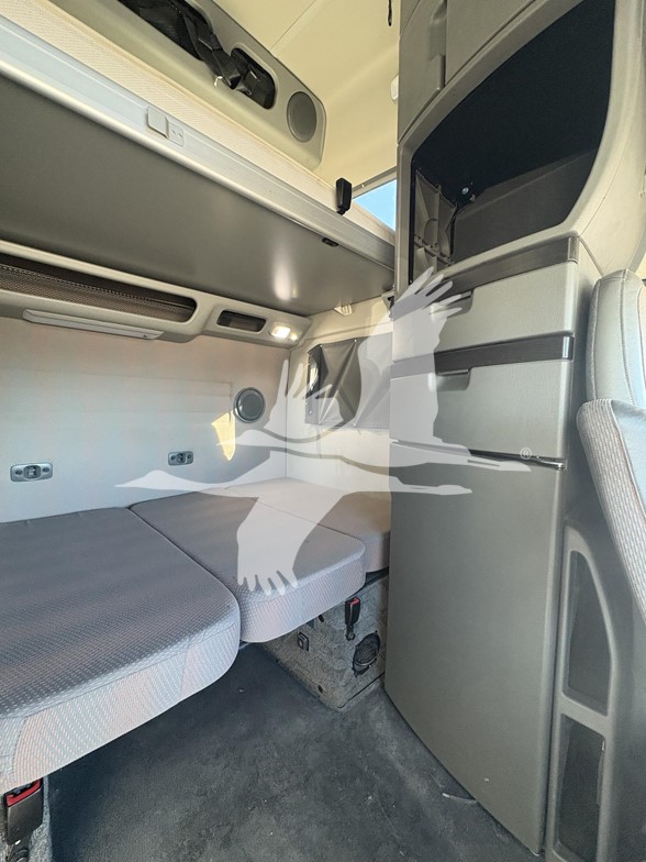 2023 VOLVO VNL64T860 10017782826 2023 VOLVO VNL64T860 10017782826