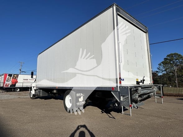 2026 HINO L6 - image 6 of 6