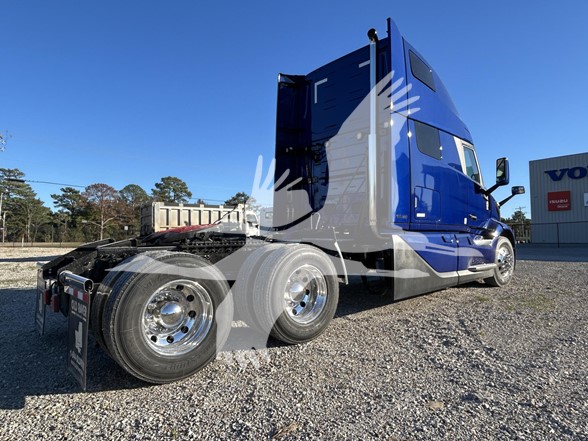 2026 VOLVO VNL64T860 - image 5 of 6