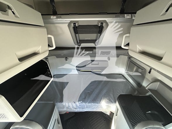 2026 VOLVO VNL64T860 - image 5 of 6