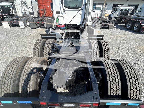 2026 MACK PIONEER 64T 2026 MACK PIONEER 64T - image 5 of 6