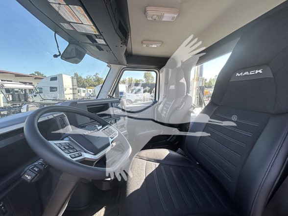 2026 MACK PIONEER 64T 10022154267 2026 MACK PIONEER 64T 10022154267