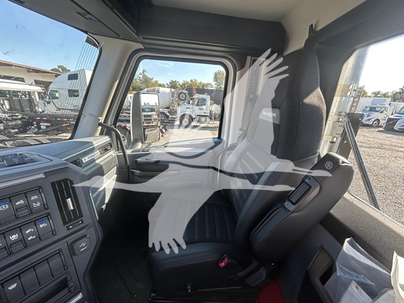 2026 MACK PIONEER 64T 10022154333 2026 MACK PIONEER 64T 10022154333