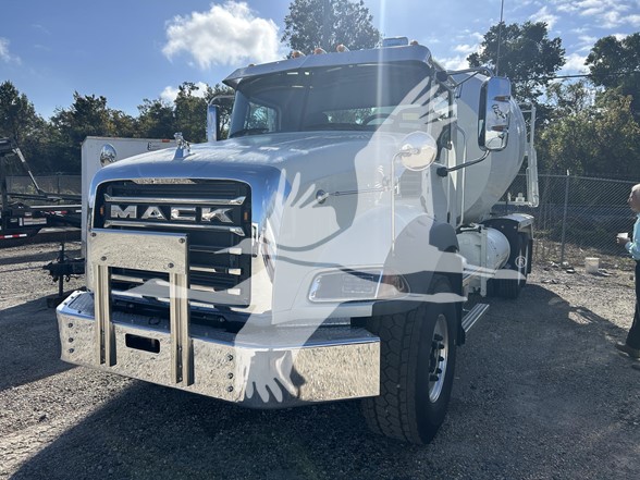 2026 MACK GRANITE 64BR 2026 MACK GRANITE 64BR - image 1 of 6