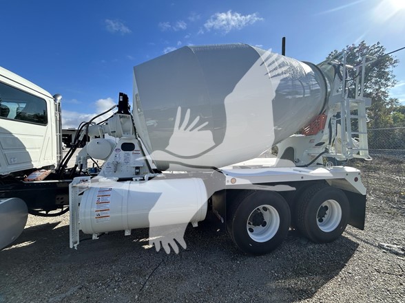 2026 MACK GRANITE 64BR 2026 MACK GRANITE 64BR - image 2 of 6