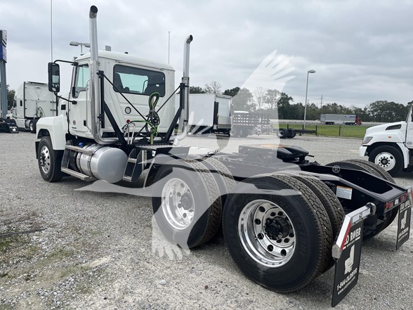 2026 MACK PINNACLE 64T - image 6 of 6