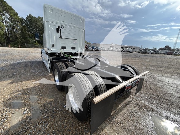 2026 MACK PIONEER 64T 2026 MACK PIONEER 64T - image 3 of 6