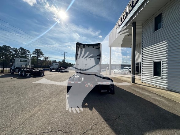 2023 FREIGHTLINER CASCADIA 126 10025050537 2023 FREIGHTLINER CASCADIA 126 10025050537