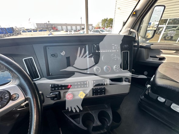 2023 FREIGHTLINER CASCADIA 126 10025050773 2023 FREIGHTLINER CASCADIA 126 10025050773