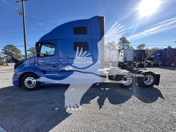 2024 VOLVO VNL64T860 2024 VOLVO VNL64T860 - image 6 of 6