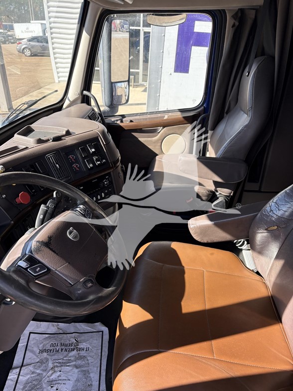 2018 VOLVO VNL42860 10025269683 2018 VOLVO VNL42860 10025269683