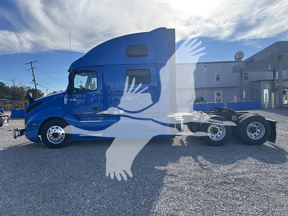 2023 VOLVO VNL64T860 2023 VOLVO VNL64T860 - image 6 of 6