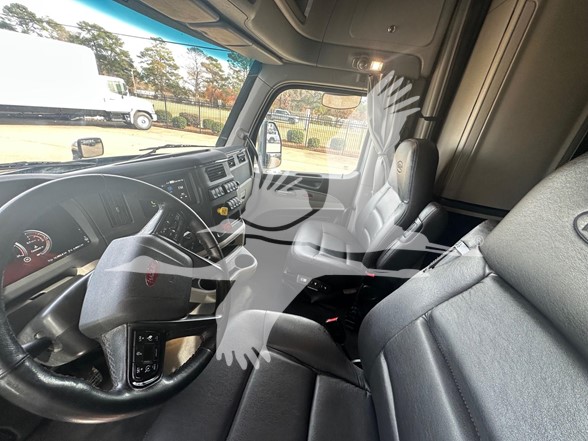 2023 PETERBILT 579 10026203209 2023 PETERBILT 579 10026203209