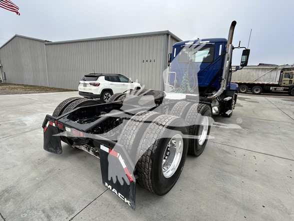 2022 MACK ANTHEM 64T 2022 MACK ANTHEM 64T - image 5 of 6