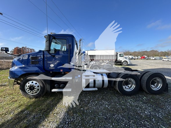 2022 MACK ANTHEM 64T 2022 MACK ANTHEM 64T - image 2 of 6