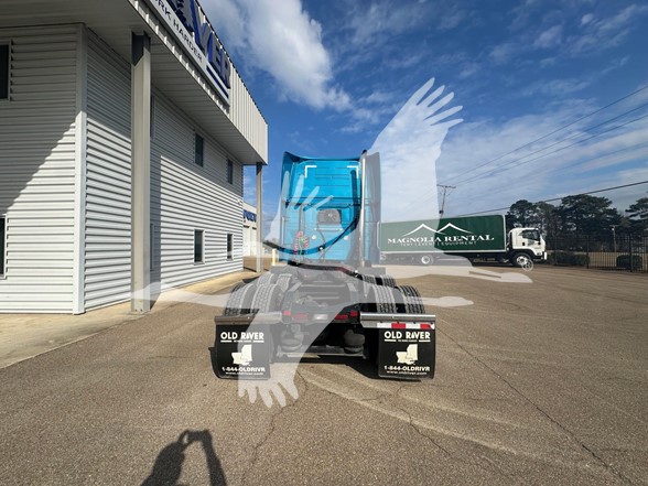 2022 VOLVO VNL64T860 2022 VOLVO VNL64T860 - image 6 of 6