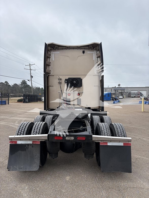 2023 PETERBILT 579 2023 PETERBILT 579 - image 6 of 6