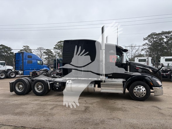 2023 PETERBILT 579 11001616036 2023 PETERBILT 579 11001616036