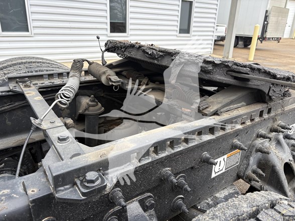 2023 PETERBILT 579 11001616145 2023 PETERBILT 579 11001616145