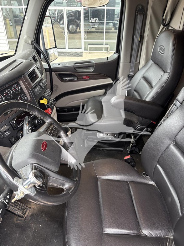 2023 PETERBILT 579 11001616261 2023 PETERBILT 579 11001616261