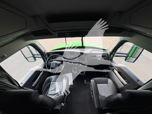 2024 KENWORTH T680 11003065402 2024 KENWORTH T680 11003065402