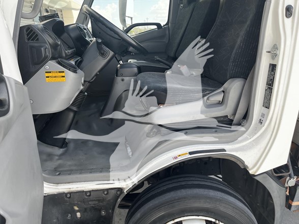 2020 HINO 195 11004542798 2020 HINO 195 11004542798