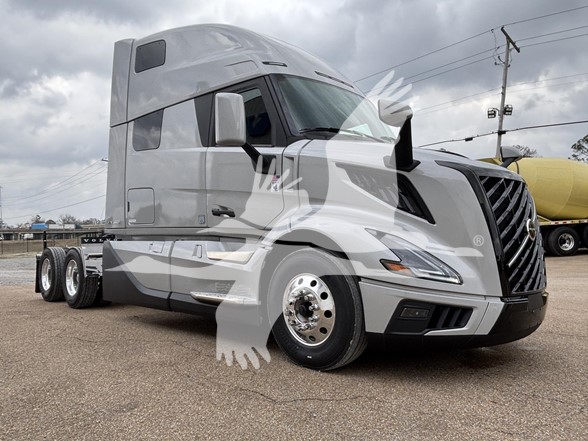 2027 VOLVO VNL64T860 2027 VOLVO VNL64T860 - image 2 of 6