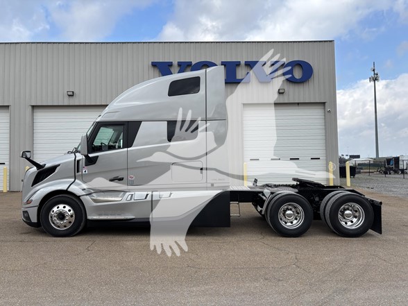2027 VOLVO VNL64T860 2027 VOLVO VNL64T860 - image 4 of 6
