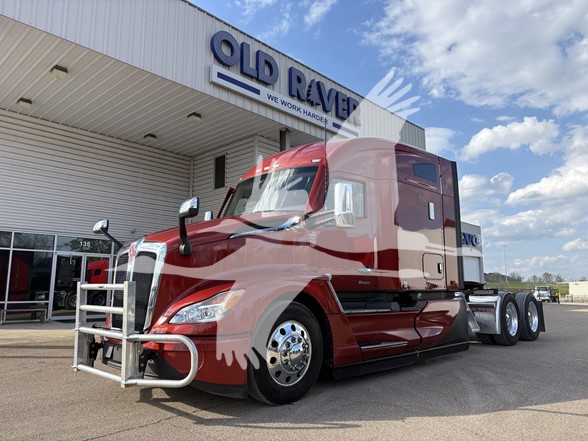 2024 KENWORTH T680 2024 KENWORTH T680 - image 1 of 6