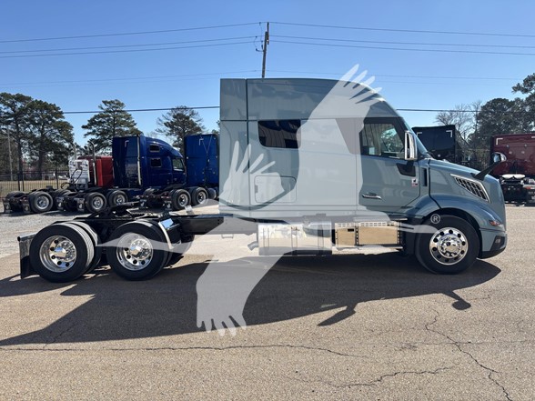 2027 VOLVO VNL64T840 2027 VOLVO VNL64T840 - image 4 of 6