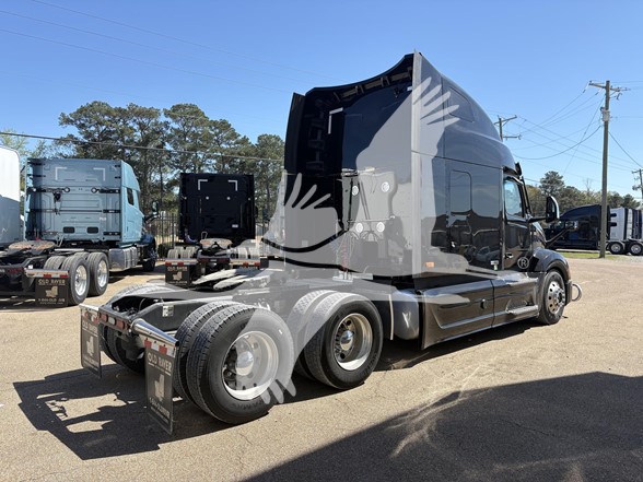 2024 PETERBILT 579 2024 PETERBILT 579 - image 5 of 6