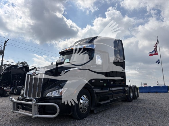 2024 PETERBILT 579 2024 PETERBILT 579 - image 1 of 6